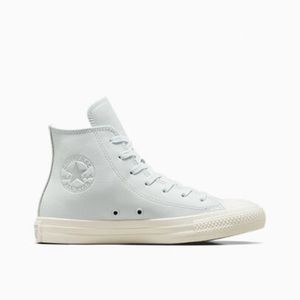 Converse Chuck Taylor All Star All Leather Sneaker NWOT size 6